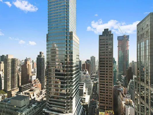 Sold by Sotheby's International Realty | media 16