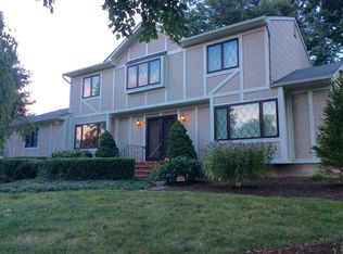 4 Shannon Rd, Bridgewater, NJ 08807