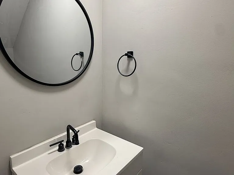 403 S Washington St #5 — Photo 10