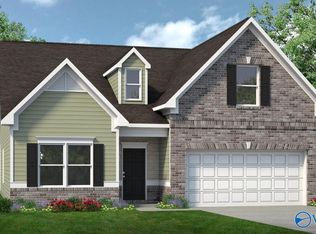 7331 Pine Run Ln SE, Owens Cross Roads, AL 35763