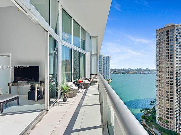 3rd image of 465 Brickell Ave APT 2205