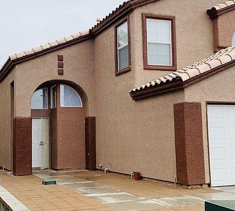5th image of 1476 Angel Falls St