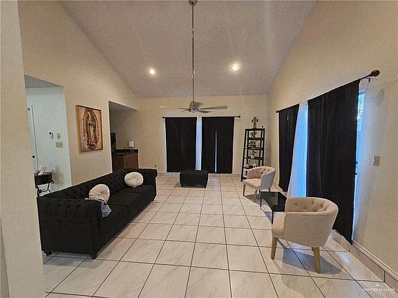 2nd image of 3116 S Casa Linda St