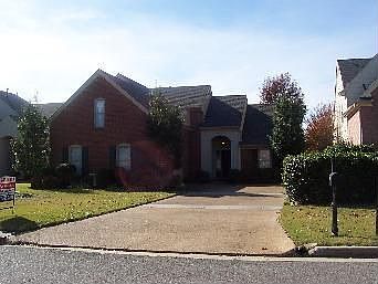 8297 Waverly Cove