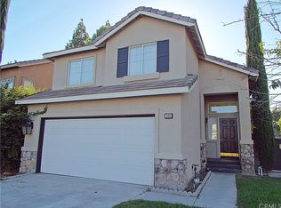 890 Bramble Ln, Corona, CA 92878