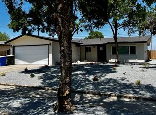 1204 W Water St, Hanford, CA 93230