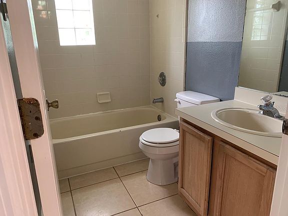 4th image of 1913 Ellery Ln