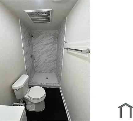 911 N Fitzhugh Ave #1 — Photo 2