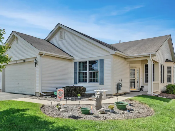 13217 W Sheffield Ln, Beach Park, IL 60083