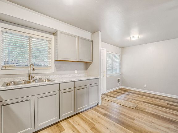 3rd image of 9045 Canyon Dr #9