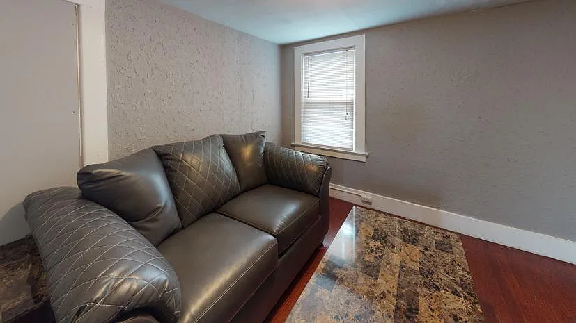 1 bed, 825 sqft, $1,475 — Photo 1