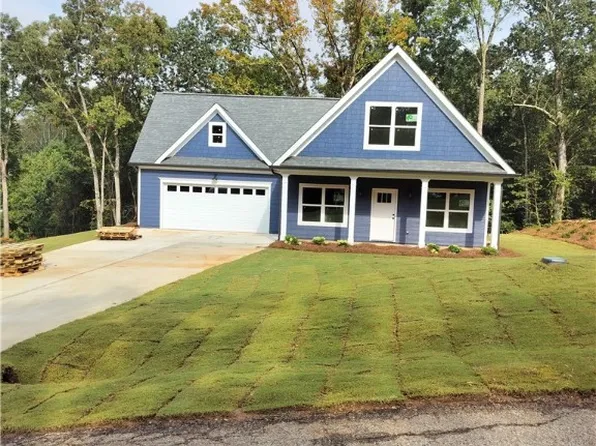 41 College Hgts Place, Royston, GA 30662