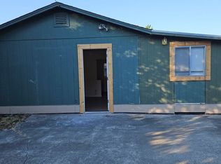 311 SE Riverside Ave APT B, Grants Pass, OR 97526