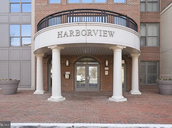 485 Harbor Side St APT 604, Woodbridge, VA 22191
