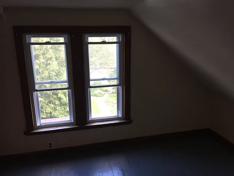 2534 N Weil St — Photo 27