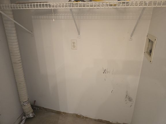 5th image of 46 Adams Ave Floor 2