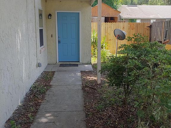 3rd image of 1032 Assisi Ln