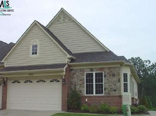 565 Andover, Rochester Hills, MI 48309