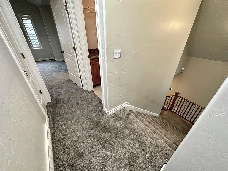 927 E Montana Vista Ln — Photo 27