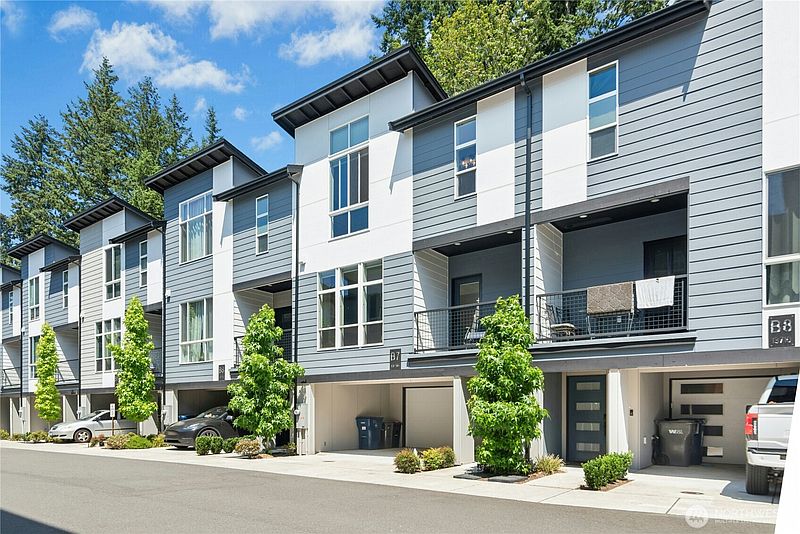 4th image of 13710 Ash Way #B7