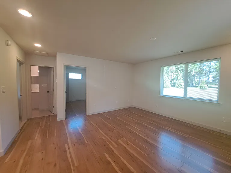 20416 Hopkins Rd — Photo 3