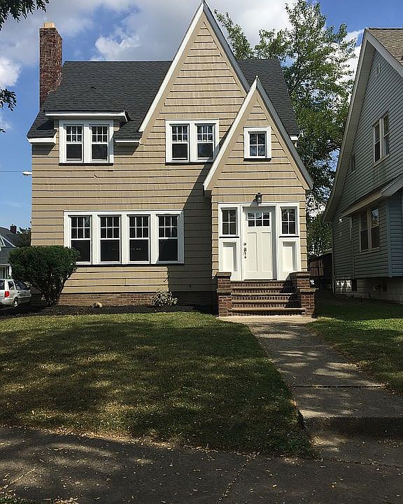 1st image of 4707 E 94th St