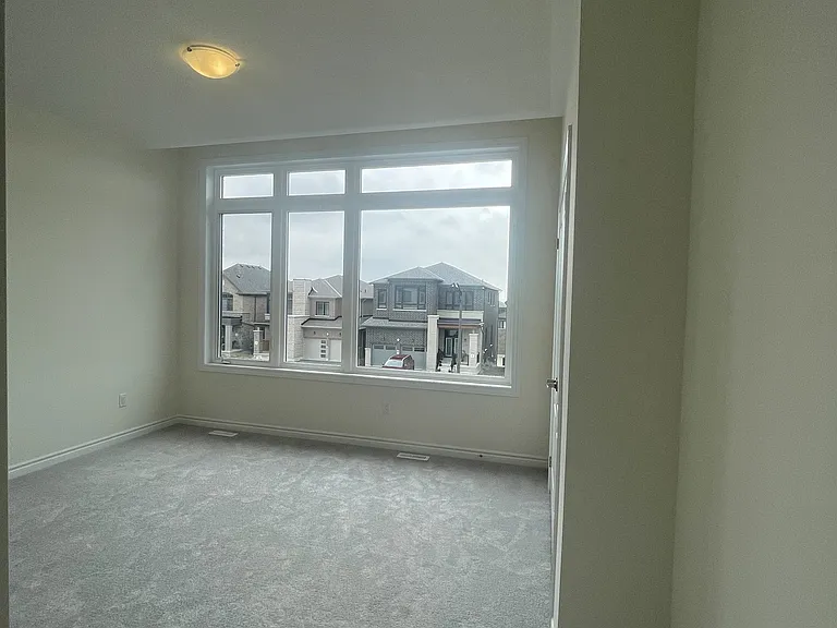 913 Rexton Dr — Photo 24