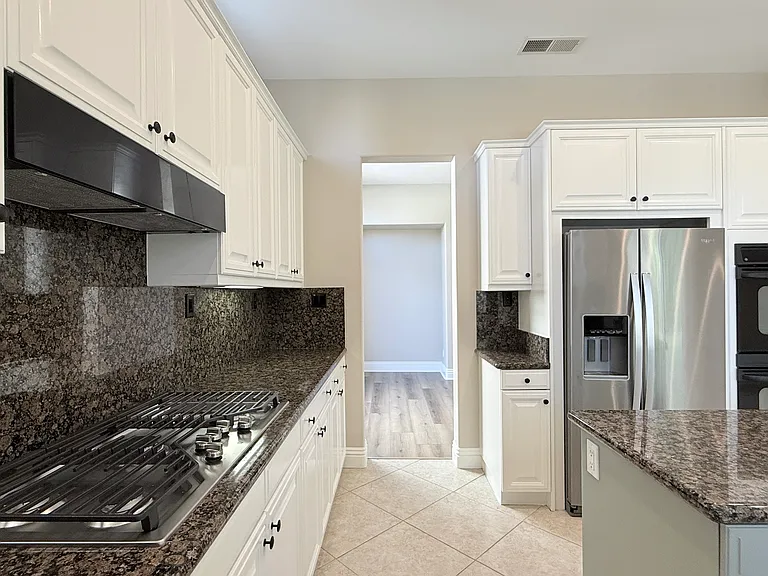 10570 Gaylemont Ln — Photo 17