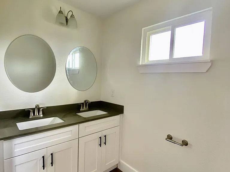 10888 State Park Rd — Photo 22