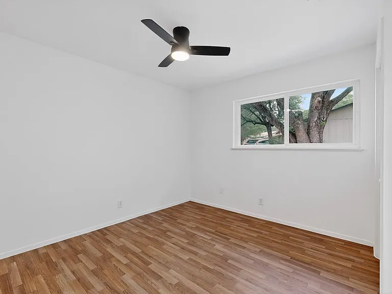9807 Dallum Dr — Photo 25
