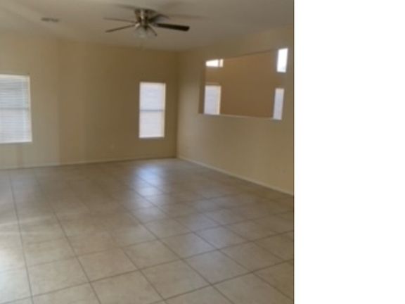 3rd image of 215 W Atlantic Dr