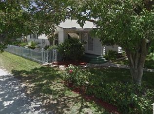730 N B St, Lake Worth, FL 33460