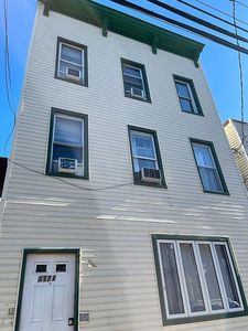 1172 Summit Ave, Jersey City, NJ, 07307