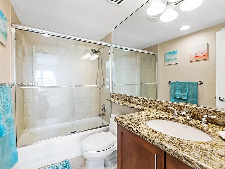 2900 NE 30th St #7G — Photo 12