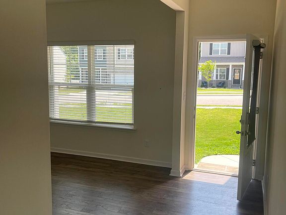 4th image of 4088 Bentwood Cove Dr