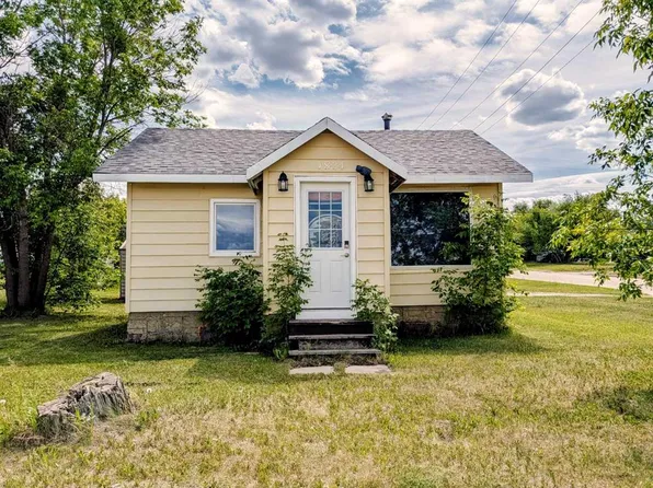 4824 N 47th Ave, Spirit River, AB T0H 3G0