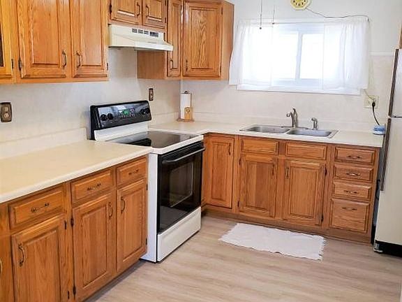3rd image of 4165 E Virginia Cres