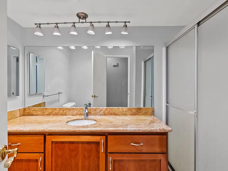 330 W California Blvd — Photo 17