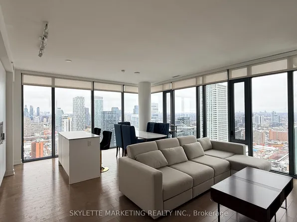 20 Lombard St #4011, Toronto, ON M5C 0A7