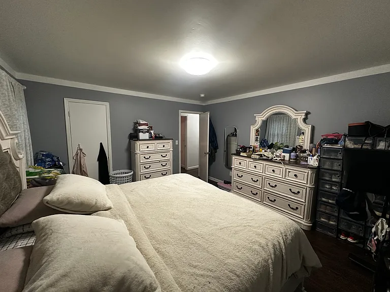 59 Leroy Ave #2 — Photo 8