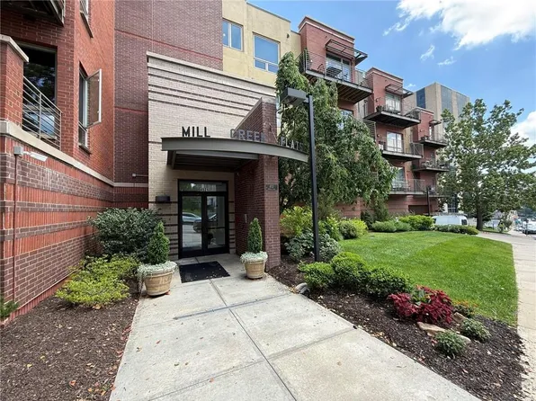 4521 Wornall Rd APT 208, Kansas City, MO 64112