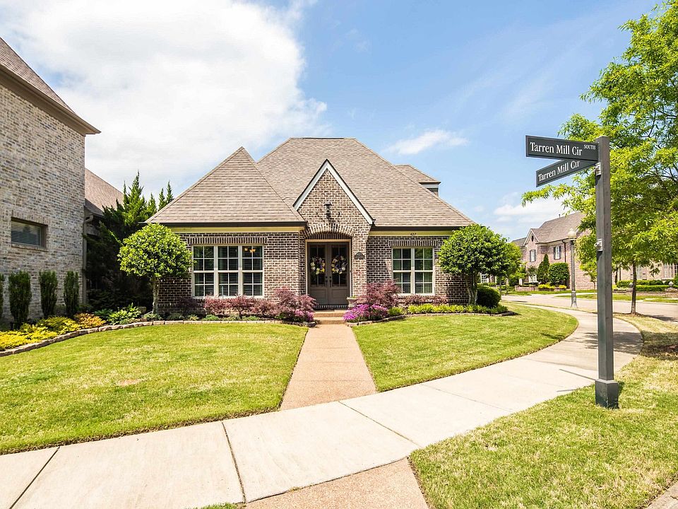 1st image of 427 Tarren Mill Cir E