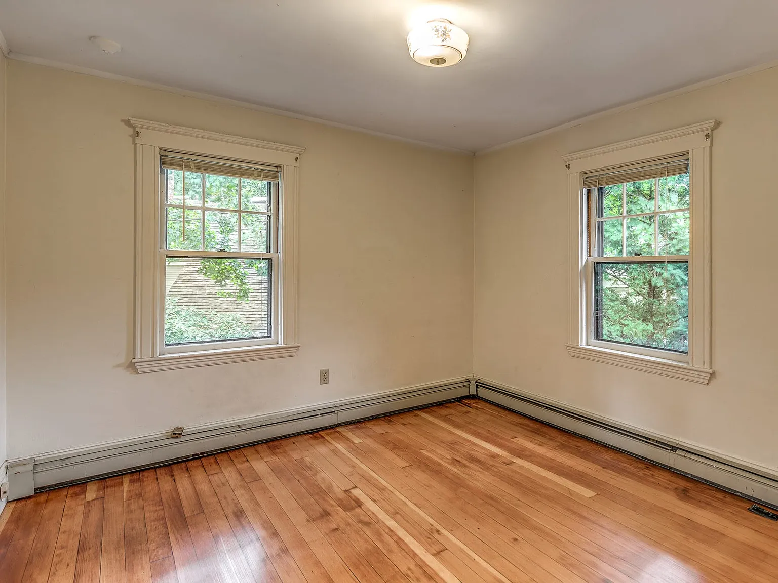 3 bed, 1428 sqft, $1,375 — Photo 2