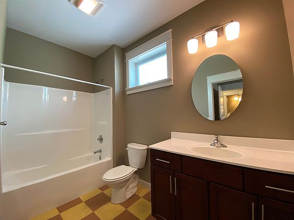 3rd image of 425 E Hillside Dr #1&2