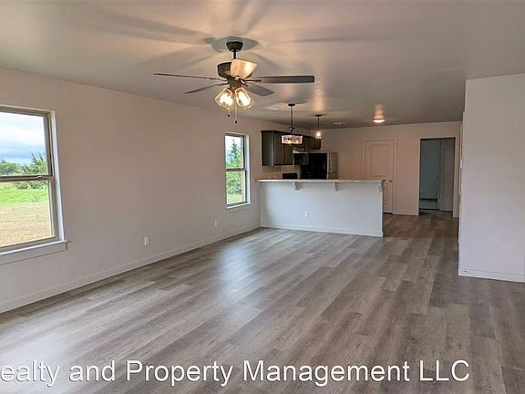 3rd image of 780 NE 27th St #204A