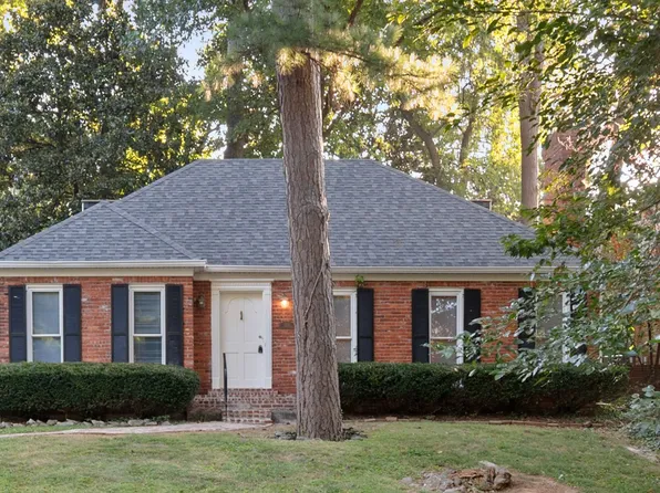 3405 Hillvale Rd, Barbourmeade, KY 40241