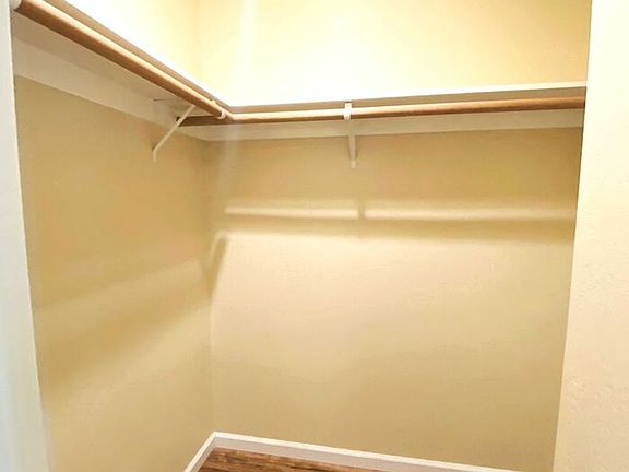 4th image of 610 Pacific Ave APT 7