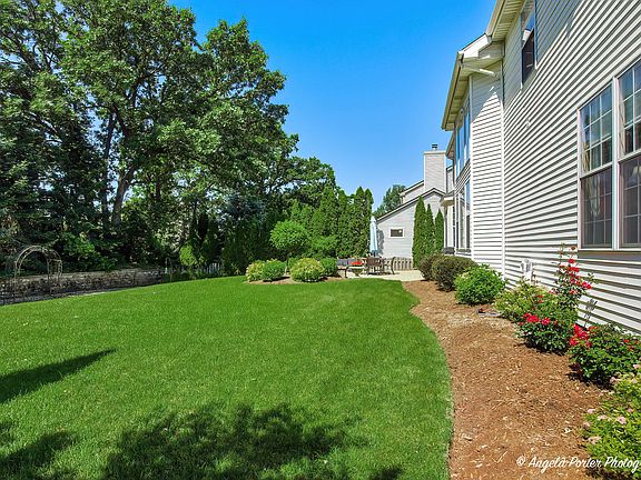 3rd image of 37041 N Deerpath Dr
