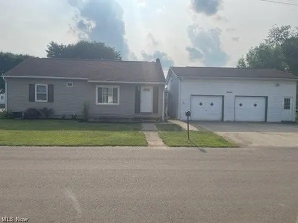 321 S King St, West Lafayette, OH 43845