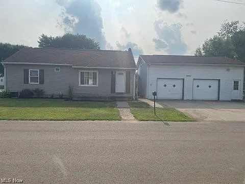 321 S King St photo 1